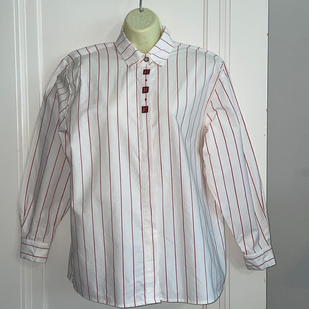 Vtg 80s Catalina cream/ivory long sleeve cotton‎ shirt with red stripes